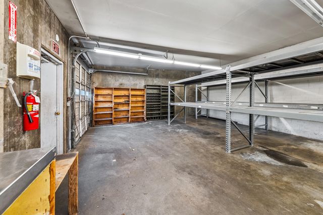 3450 Crater Lake Avenue, Medford, OR 97504