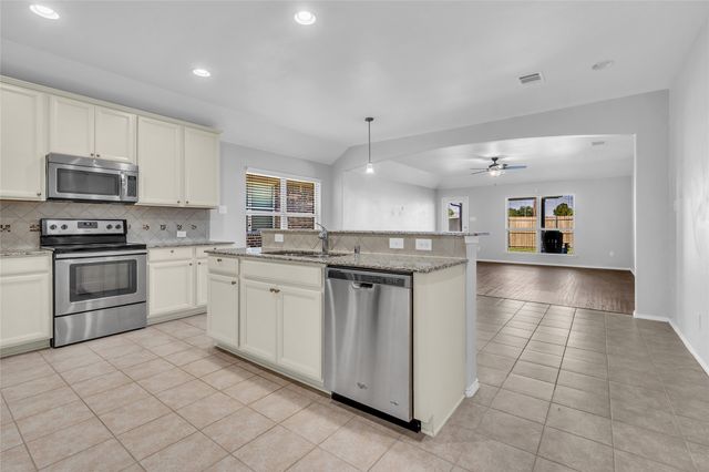 13249 Palancar Drive, Fort Worth, TX 76244