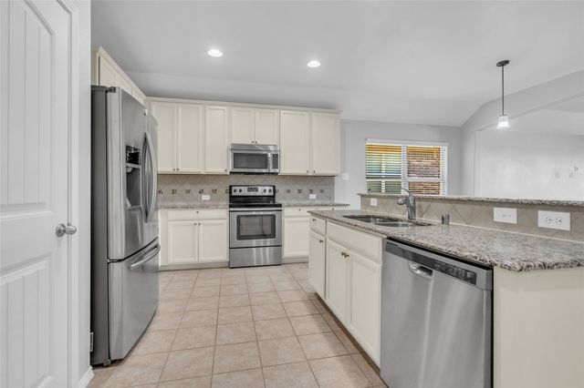 13249 Palancar Drive, Fort Worth, TX 76244