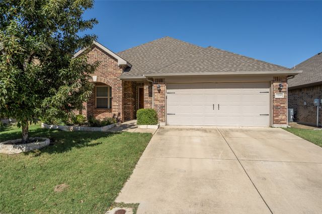 13249 Palancar Drive, Fort Worth, TX 76244