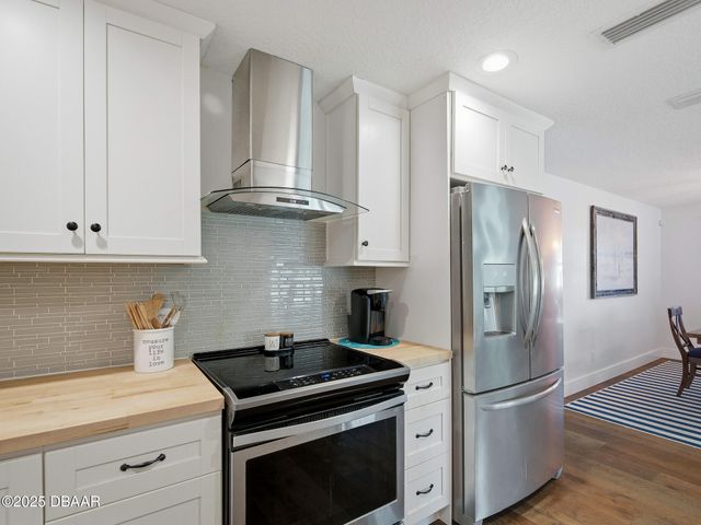 4704 Van Kleeck Drive, New Smyrna Beach, FL 32169