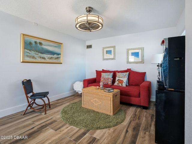 4704 Van Kleeck Drive, New Smyrna Beach, FL 32169