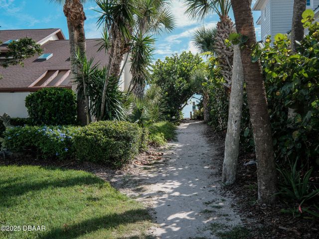 4704 Van Kleeck Drive, New Smyrna Beach, FL 32169