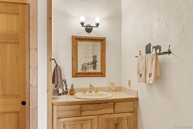 76 No Place Road, Hartsel, CO 80449