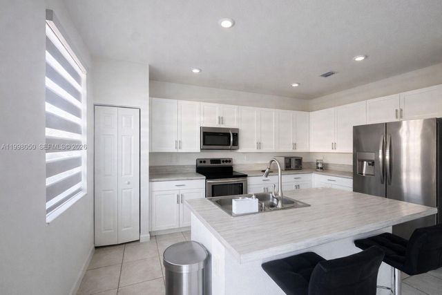 12767 SW 230th Ter 12767, Miami, FL 33170