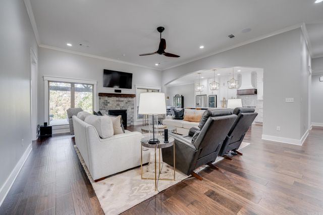 3945 Orchard Hill Drive, Conway, AR 72034