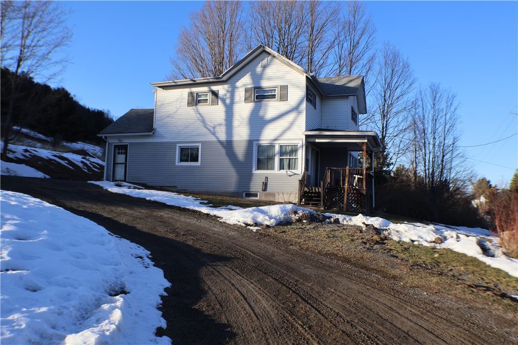 275 County Highway 11, Laurens, NY 13820