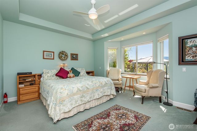 141 Pheasant Run Drive, Sequim, WA 98382