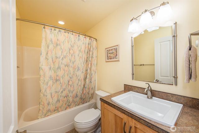 141 Pheasant Run Drive, Sequim, WA 98382