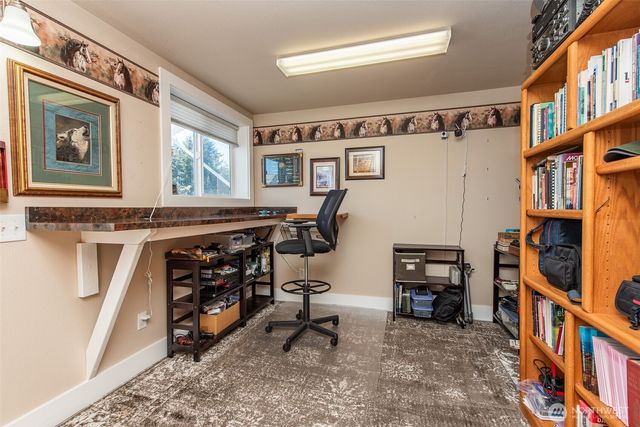 141 Pheasant Run Drive, Sequim, WA 98382