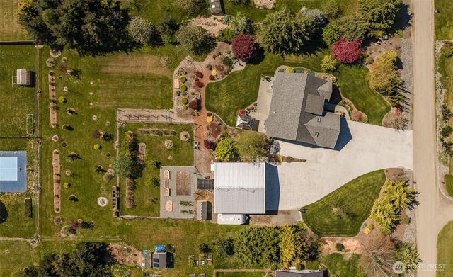141 Pheasant Run Drive, Sequim, WA 98382