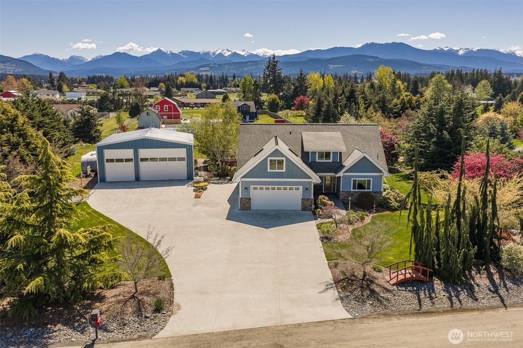 141 Pheasant Run Drive, Sequim, WA 98382