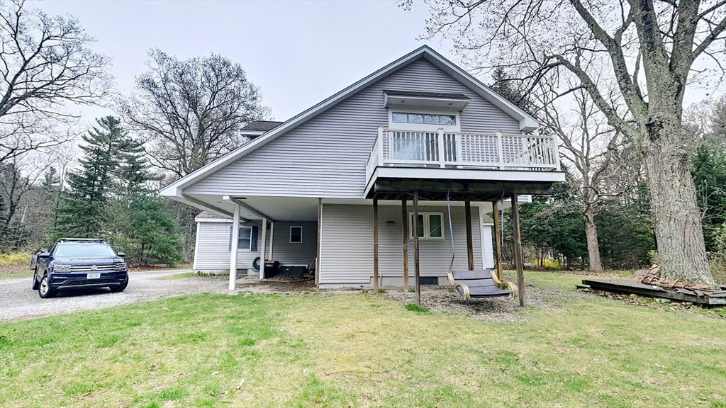 32 Acton Rd, Westford, MA 01886