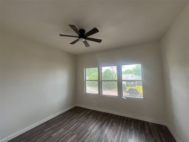 8237 Telegraph Road, Quinlan, TX 75474