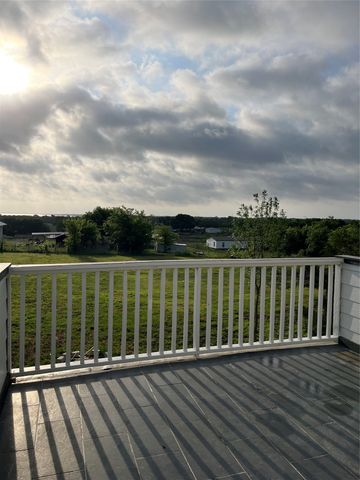 8237 Telegraph Road, Quinlan, TX 75474