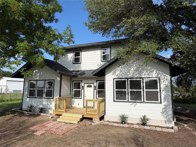 8237 Telegraph Road, Quinlan, TX 75474