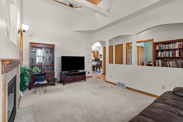 301 E HARRISON STREET, Appleton, WI 54915