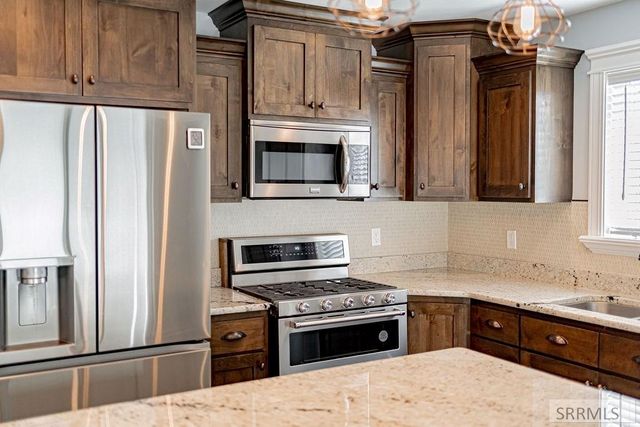6060 Malory Drive, Idaho Falls, ID 83402