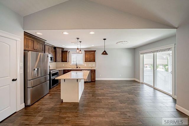 6060 Malory Drive, Idaho Falls, ID 83402