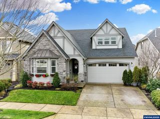 422 TURNBERRY Av, Woodburn, OR 97071