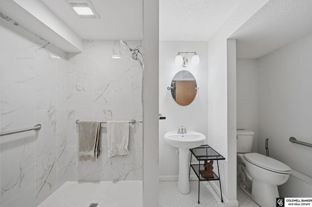 3800 Van Dorn Street, Lincoln, NE 68506