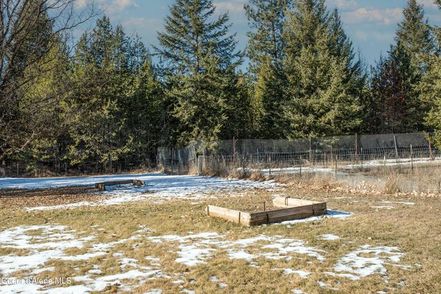 101 Wild Meadow Rd, Spirit Lake, ID 83869