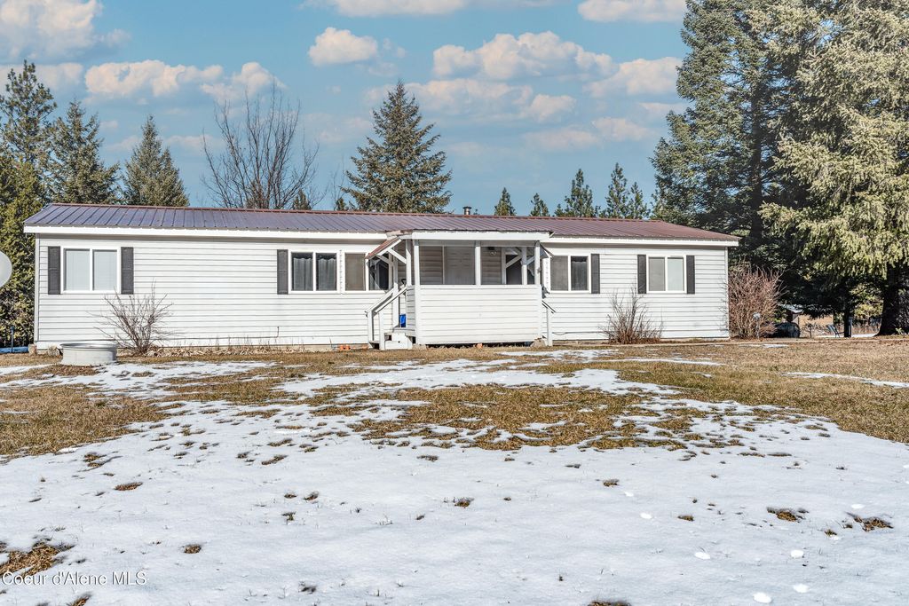 101 Wild Meadow Rd, Spirit Lake, ID 83869