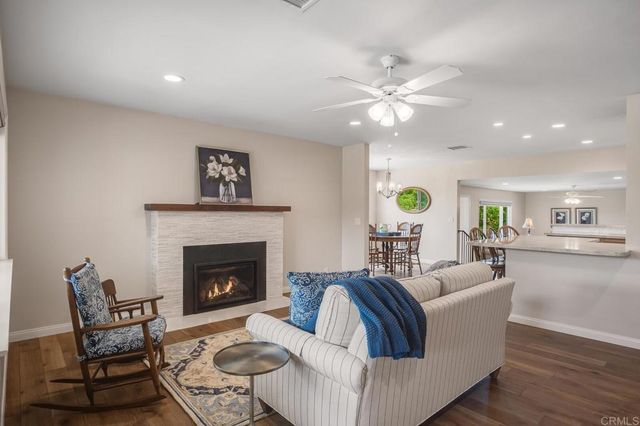 2211 Winterwarm Dr, Fallbrook, CA 92028