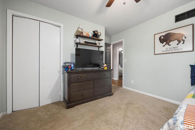 5503 N RAMBLEWOOD Court, Peoria, IL 61615