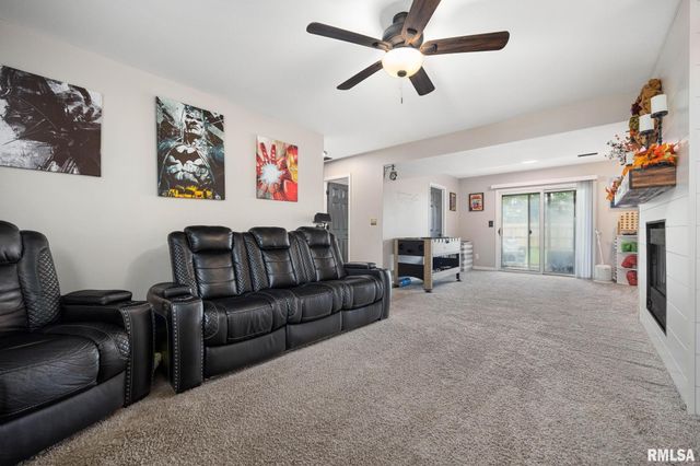 5503 N RAMBLEWOOD Court, Peoria, IL 61615