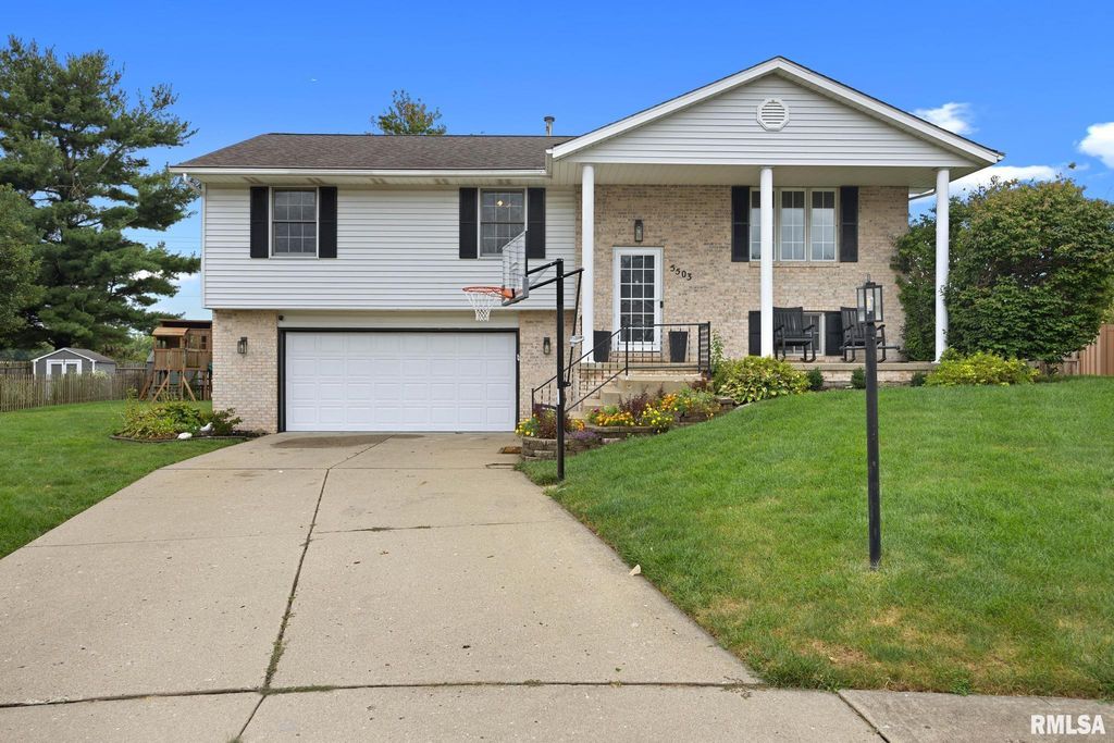 5503 N RAMBLEWOOD Court, Peoria, IL 61615