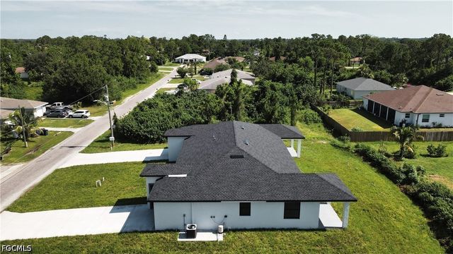 123 Ichabod AVE, Lehigh Acres, FL 33973