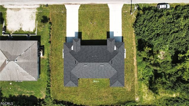 123 Ichabod AVE, Lehigh Acres, FL 33973