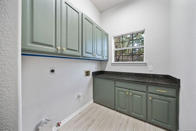 30 Burnham Glen, San Antonio, TX 78248