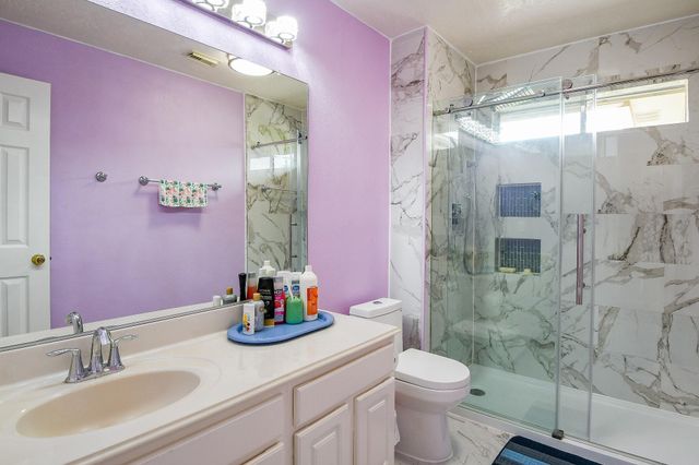 3222 Mossy Elm Court, Houston, TX 77059