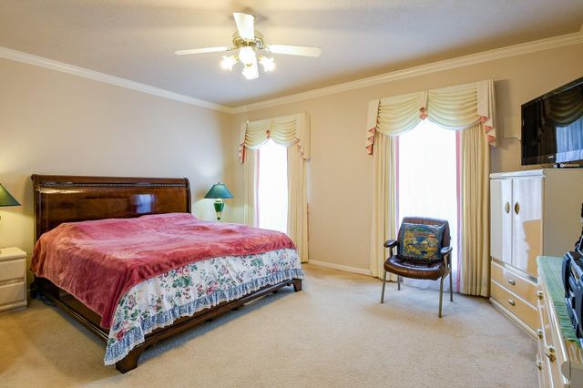 3222 Mossy Elm Court, Houston, TX 77059