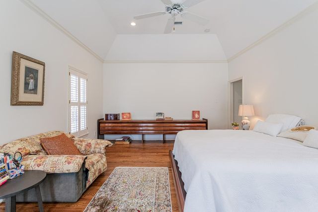 5811 Tanglewood Park Street, Houston, TX 77057