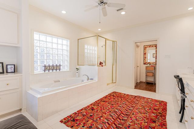 5811 Tanglewood Park Street, Houston, TX 77057