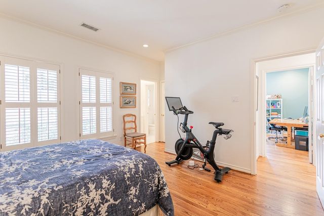 5811 Tanglewood Park Street, Houston, TX 77057