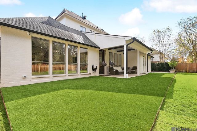 6262 Morgan Bend Dr, Baton Rouge, LA 70820