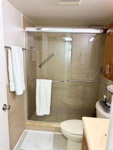 200 Village Green Circle E 310, Palm Springs, FL 33461