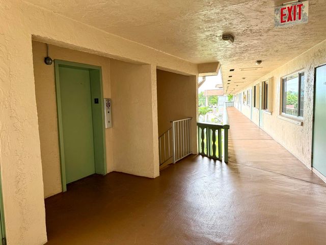 200 Village Green Circle E 310, Palm Springs, FL 33461