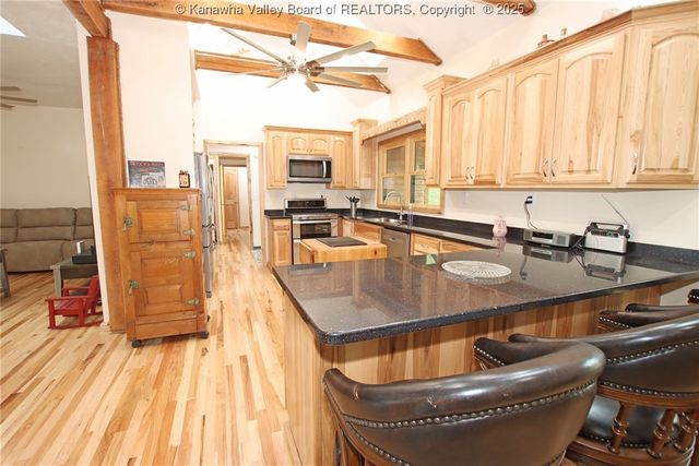 1406 Holmes Hollow Road, Charleston, WV 25312