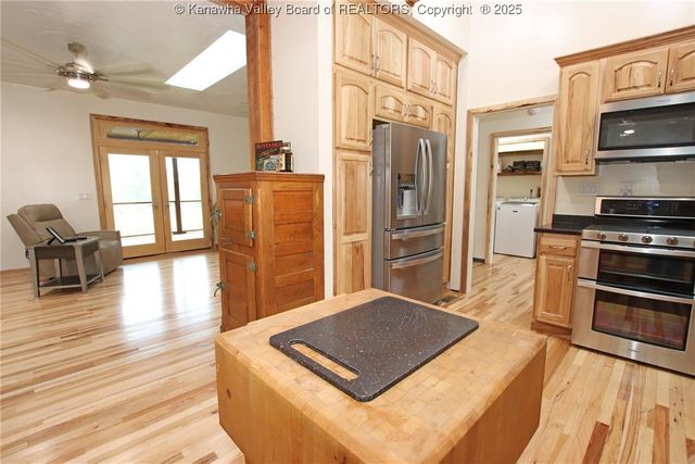 1406 Holmes Hollow Road, Charleston, WV 25312