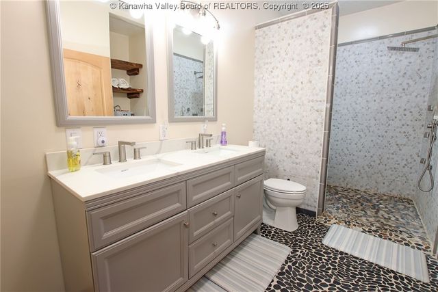 1406 Holmes Hollow Road, Charleston, WV 25312