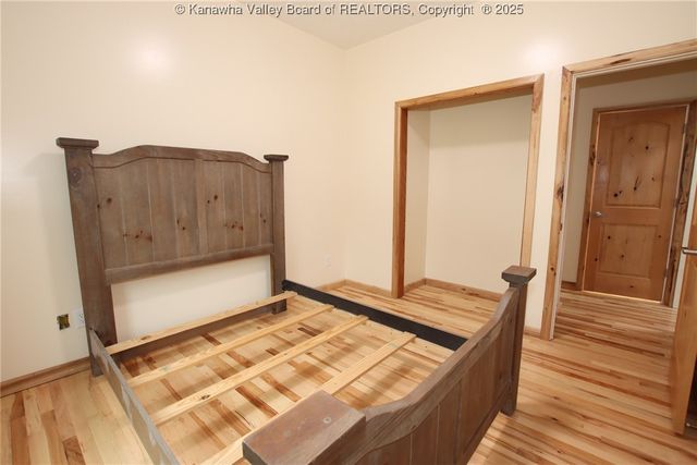 1406 Holmes Hollow Road, Charleston, WV 25312