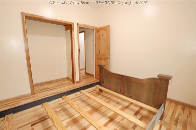 1406 Holmes Hollow Road, Charleston, WV 25312