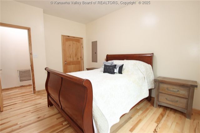 1406 Holmes Hollow Road, Charleston, WV 25312