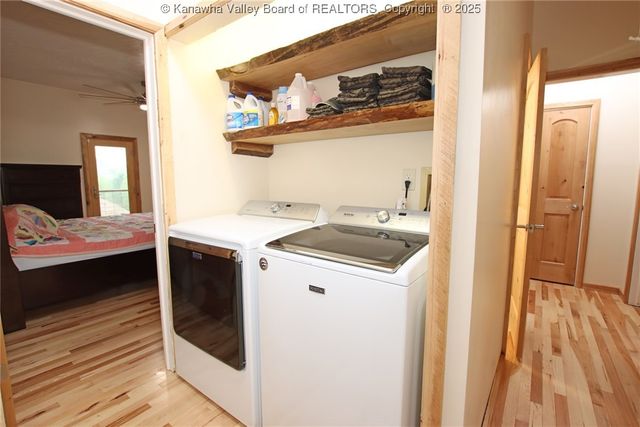 1406 Holmes Hollow Road, Charleston, WV 25312