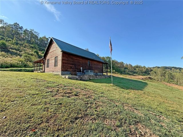 1406 Holmes Hollow Road, Charleston, WV 25312